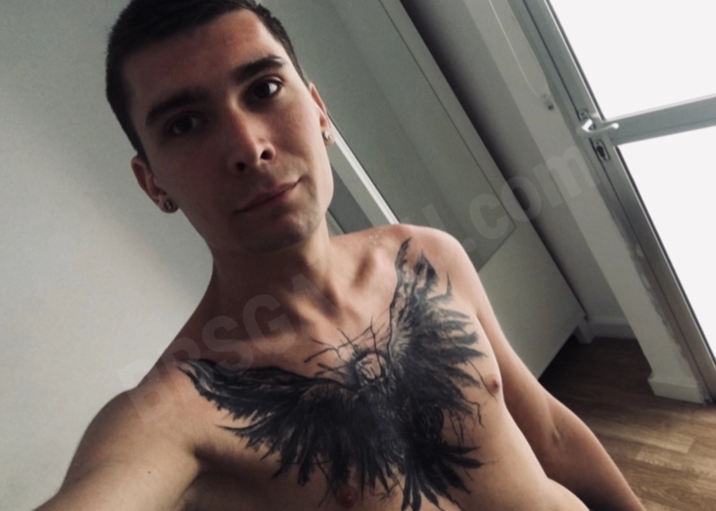 Гей-знакомства Севастополь: Alex94636 25 лет (уни) 2